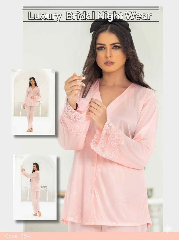 PREMIUM QUALITY .HIGH QUALITY GSM USE. 2 PIECE NIGHTWEAR . TROUSER SHIRT 7 COLOURS .Stuff=SILK FREE SIZE28 TO 38 BREAST SIZE EASILY WEAR
